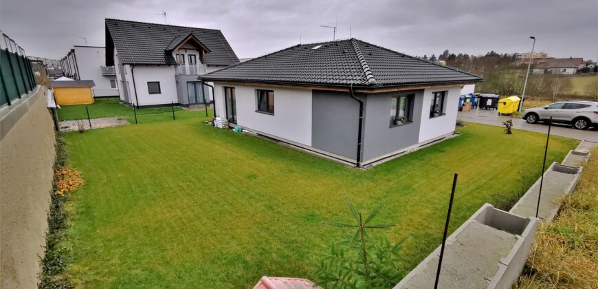 PRODÁNO RD 4+kk 100m2, Vochov
