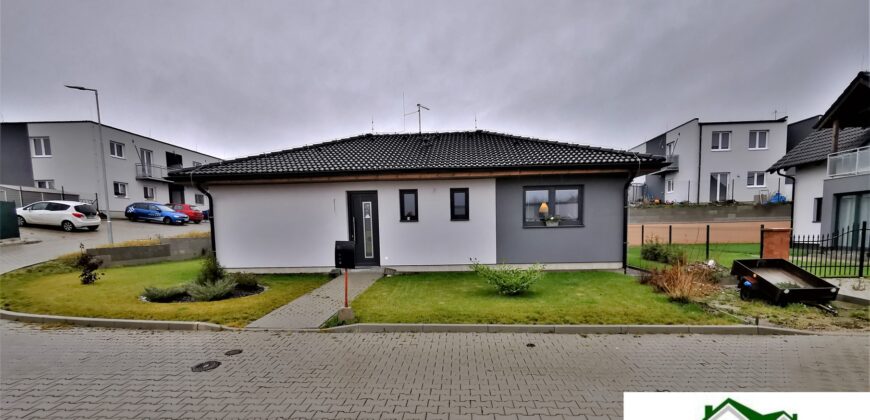 PRODÁNO RD 4+kk 100m2, Vochov