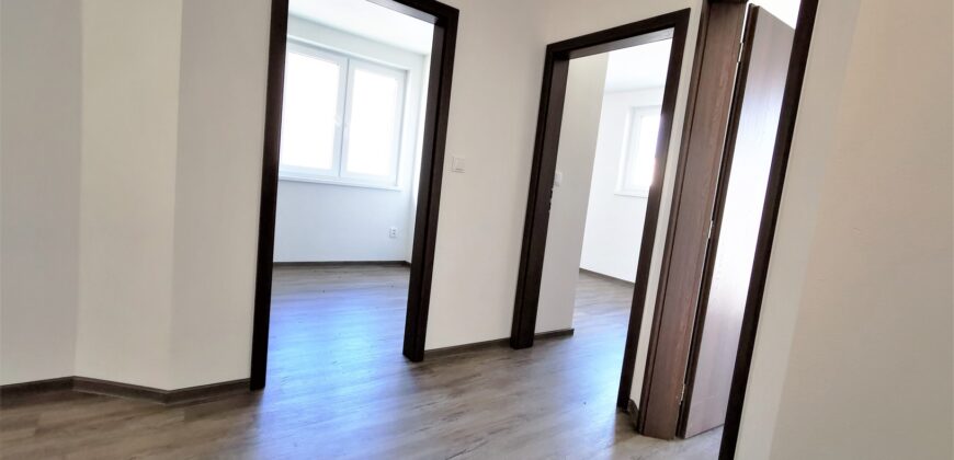 PRONAJATO – Pronájem bytu 4+kk 82 m² Vochov, okres Plzeň-sever