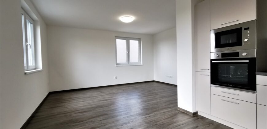 PRONAJATO – Pronájem bytu 4+kk 82 m² Vochov, okres Plzeň-sever