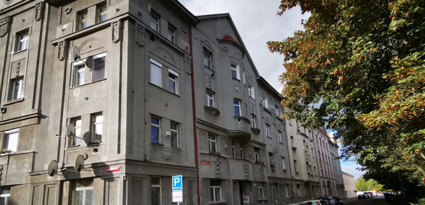 PRONAJATO- Pronájem bytu 1+1 42 m² Lipová, Plzeň – Severní Předměstí