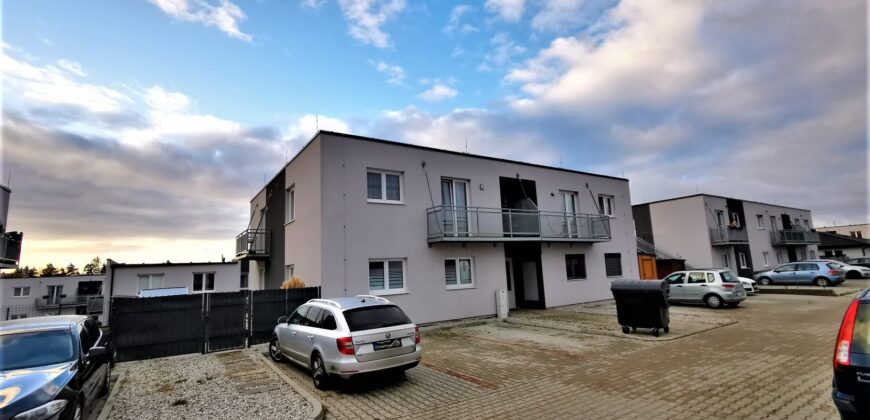 PRONAJATO-Pronájem bytu 4+kk 81 m² Vochov, okres Plzeň-sever