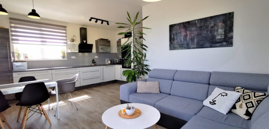 REZERVOVÁNO-Prodej bytu 3+kk 70 m² Vochov, okres Plzeň-sever