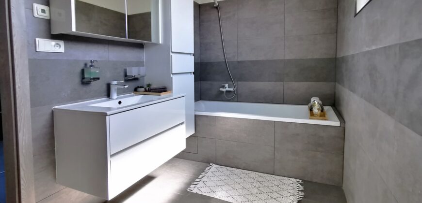 REZERVOVÁNO-Prodej bytu 3+kk 70 m² Vochov, okres Plzeň-sever