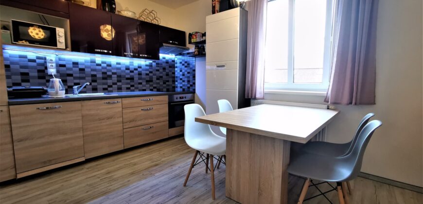 Prodej bytu 4+kk 85 m² (Mezonet) Houškova, Plzeň – Východní Předměstí