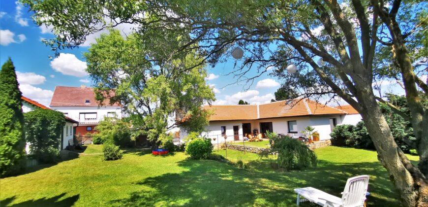 Prodej rodinného domu 160 m², pozemek 1 229 m² Letiny, okres Plzeň-jih