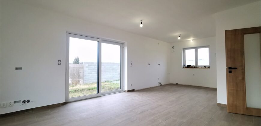 PRODÁNO  – Prodej rodinného domu 100 m², pozemek 725 m² Nad Vlkýšem, Plzeň